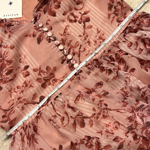STELLAH Blush Floral Dress - Picture 15 of 16